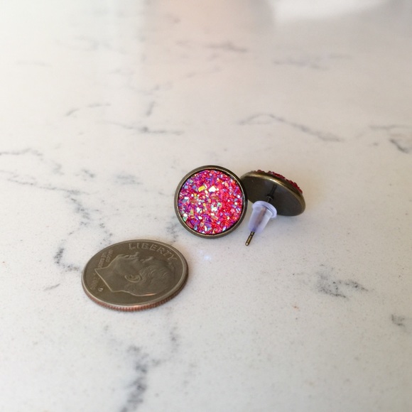 🔮Fiery Red Druzy Studs 3/$18 - Picture 2 of 2